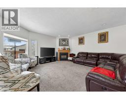 3pc Bathroom - 5835 28 Avenue Ne, Calgary, AB T1Y2E4 Photo 16