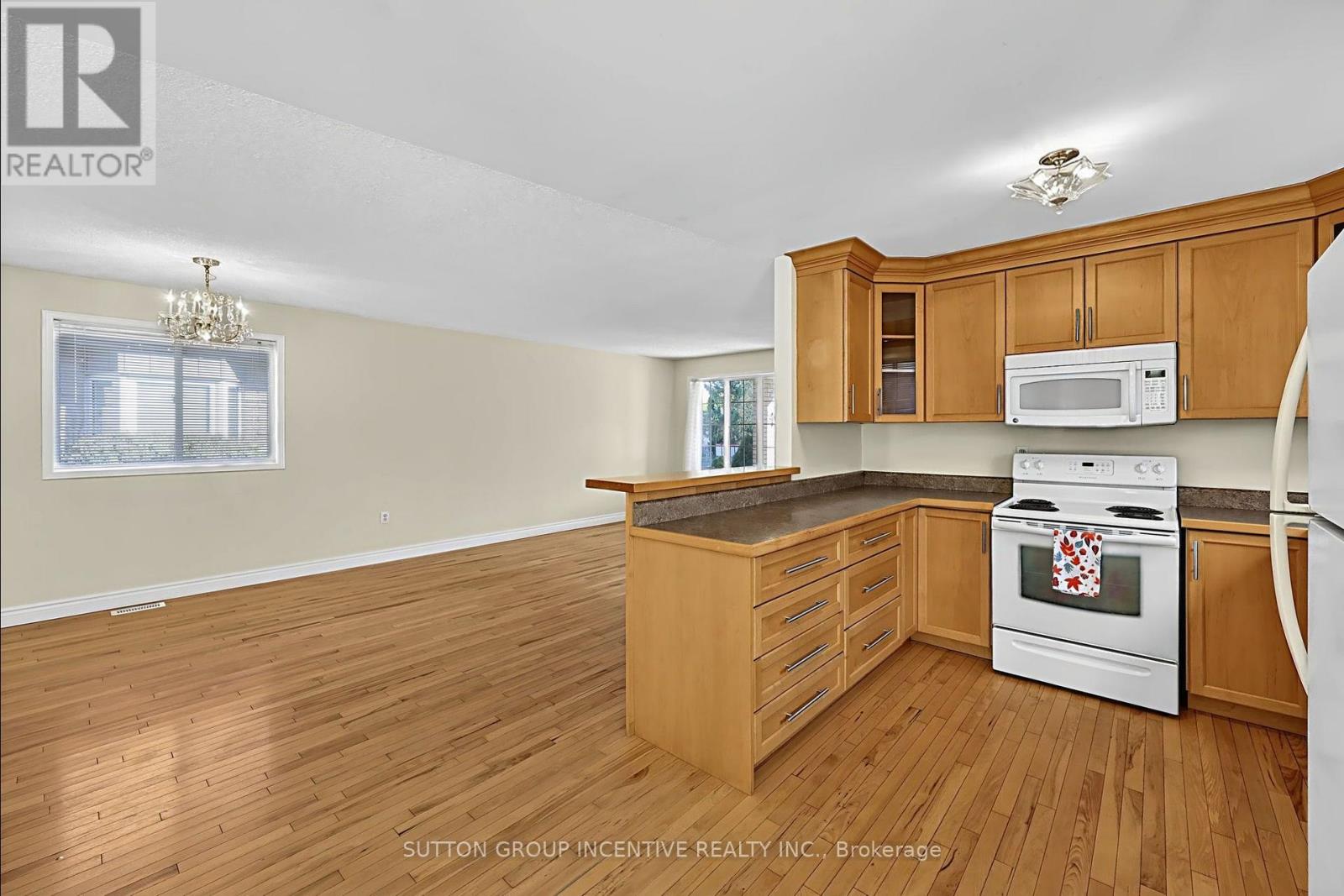 8 LUCAS AVENUE, Barrie (Holly) — photo 10