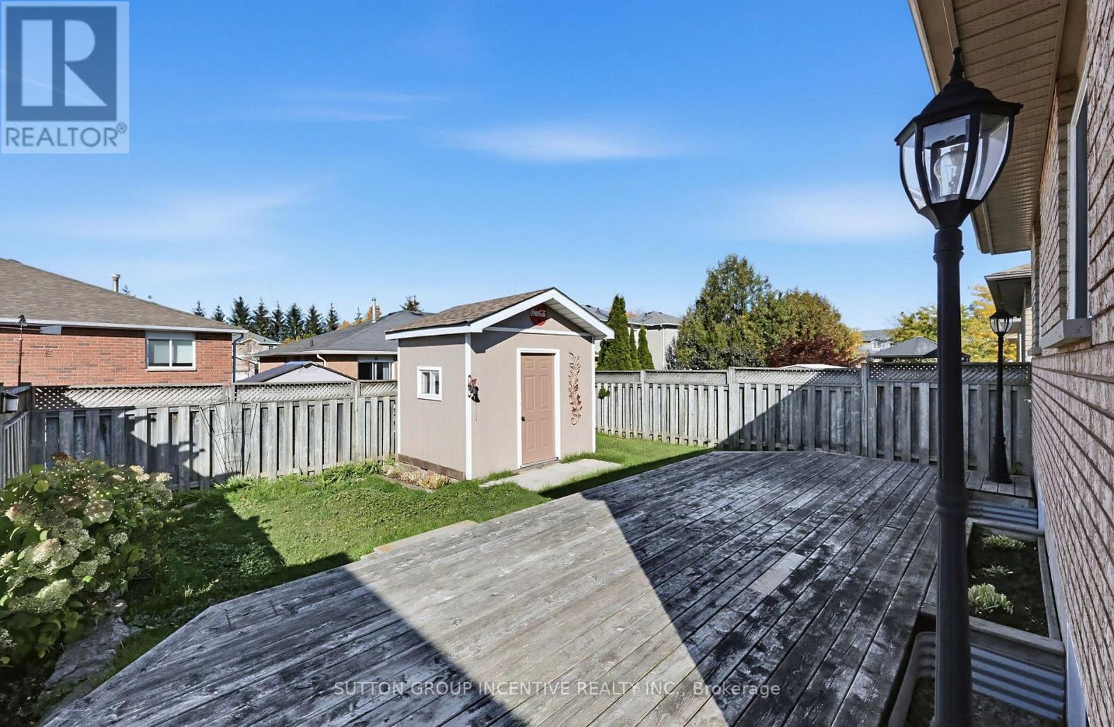 8 Lucas Avenue, Barrie photo 31