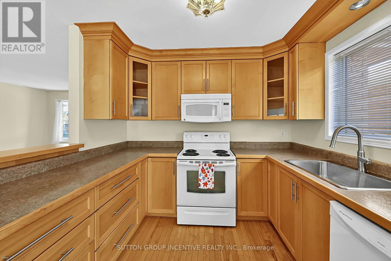 8 LUCAS AVENUE, Barrie (Holly) — photo 11