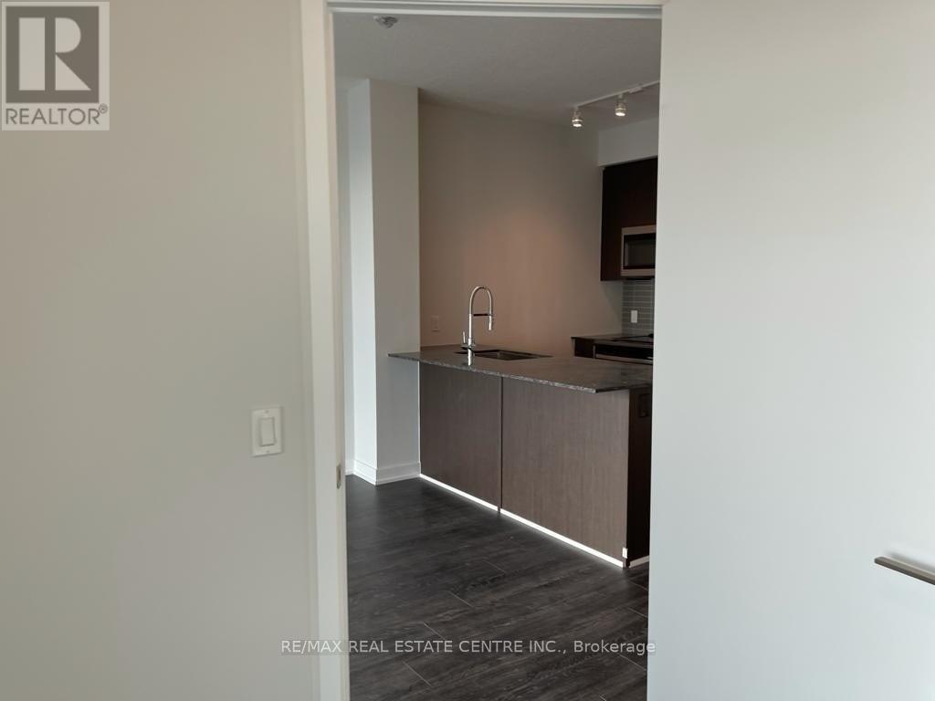3021 - 4055 PARKSIDE VILLAGE DRIVE, Mississauga (Creditview) — photo 9