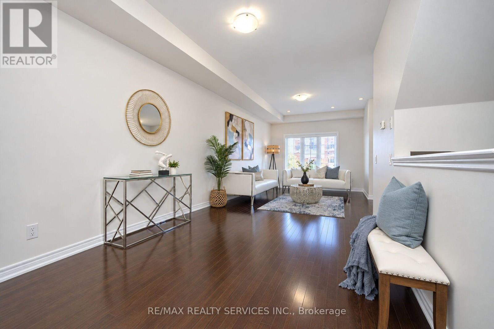 #111 12 CEDARLAND ROAD - 11
