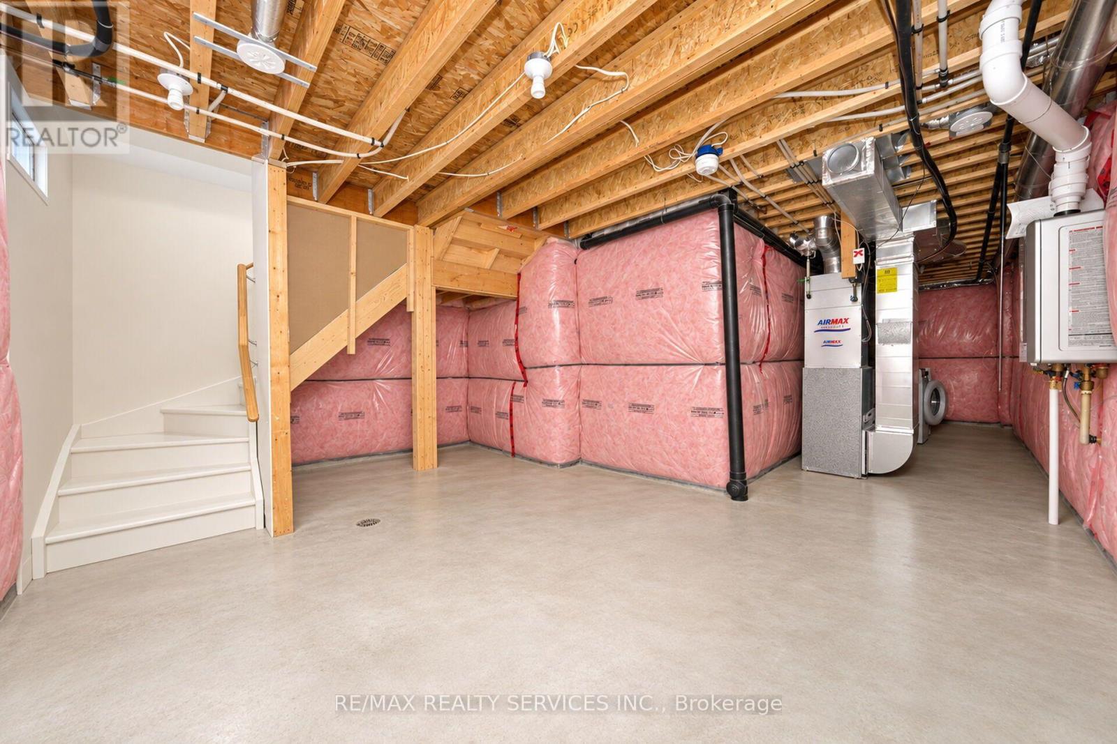 #111 12 CEDARLAND ROAD - 41