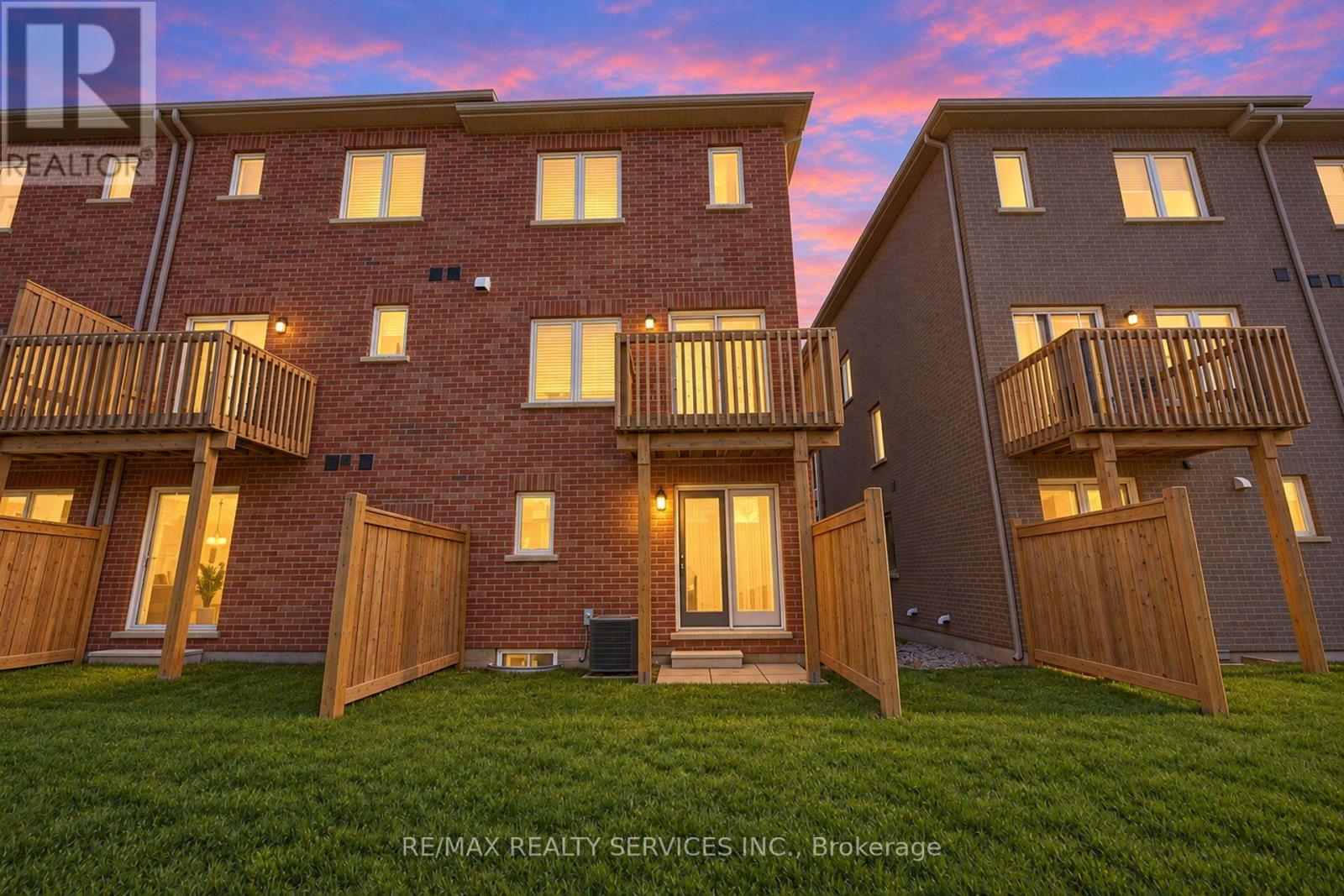 #111 12 CEDARLAND ROAD - 43