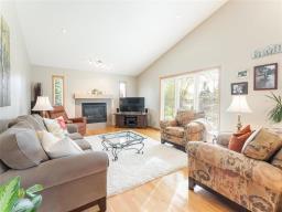 10 Midford Drive, East St Paul, MB R2E0M1 Photo 15