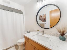 10 Midford Drive, East St Paul, MB R2E0M1 Photo 16