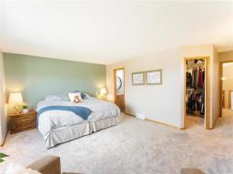 10 Midford Drive, East St Paul, MB R2E0M1 Photo 21