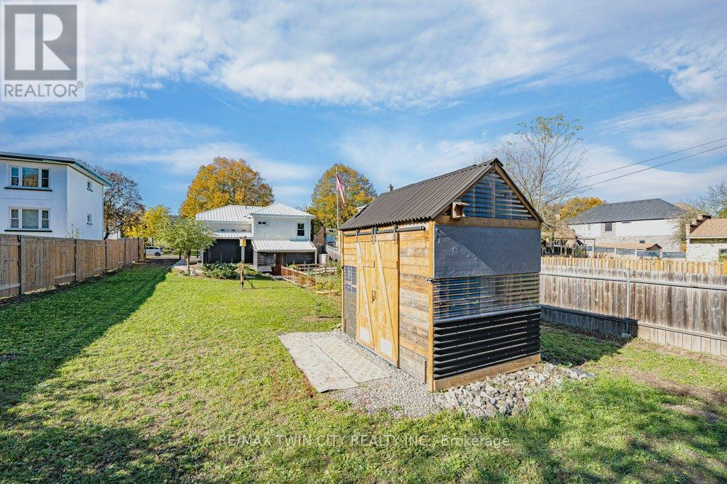 82 Kehl Street, Kitchener, ON photo 24