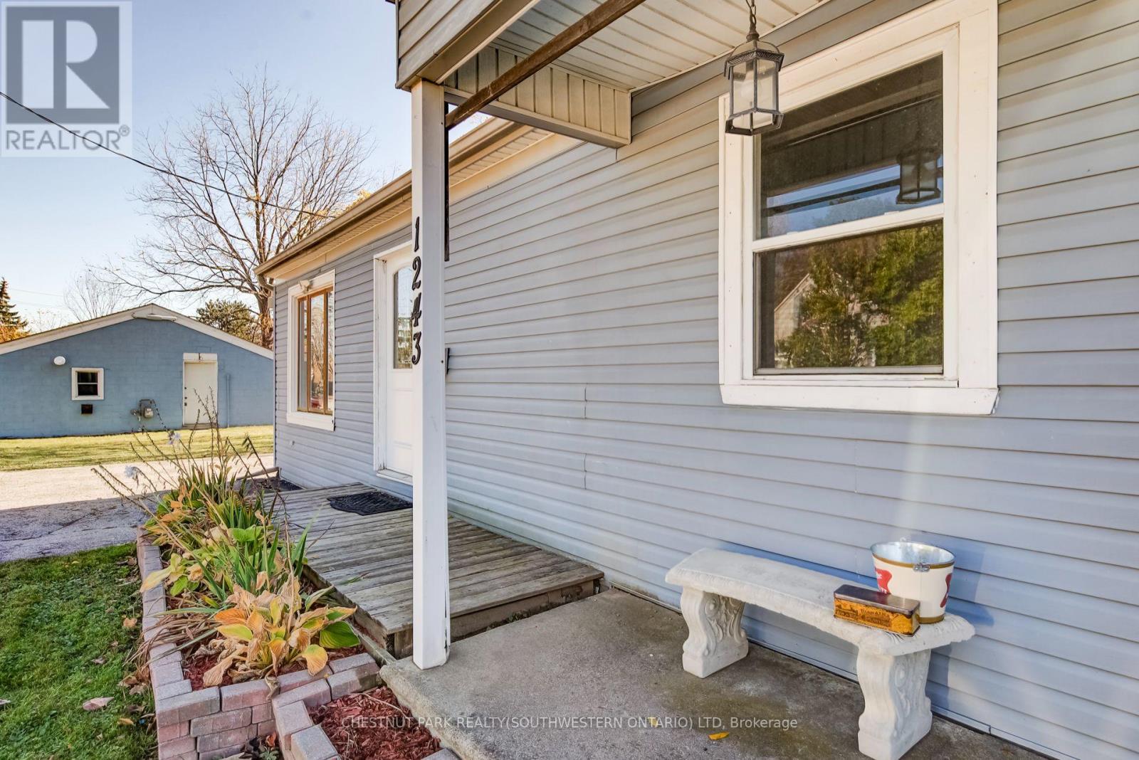 1243 WHITLEY STREET — photo 3