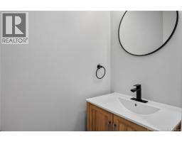50 Oakhill Crescent, photo 24