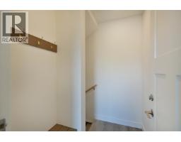 5825 Trail Avenue, Sechelt, BC V7Z0K5 Photo 37