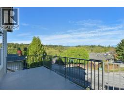 5825 Trail Avenue, Sechelt, BC V7Z0K5 Photo 10