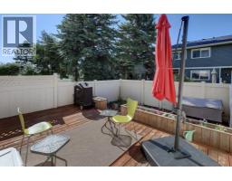 738 Queenston Terrace Se, Calgary, AB T2J6H6 Photo 35