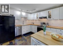 738 Queenston Terrace Se, Calgary, AB T2J6H6 Photo 13