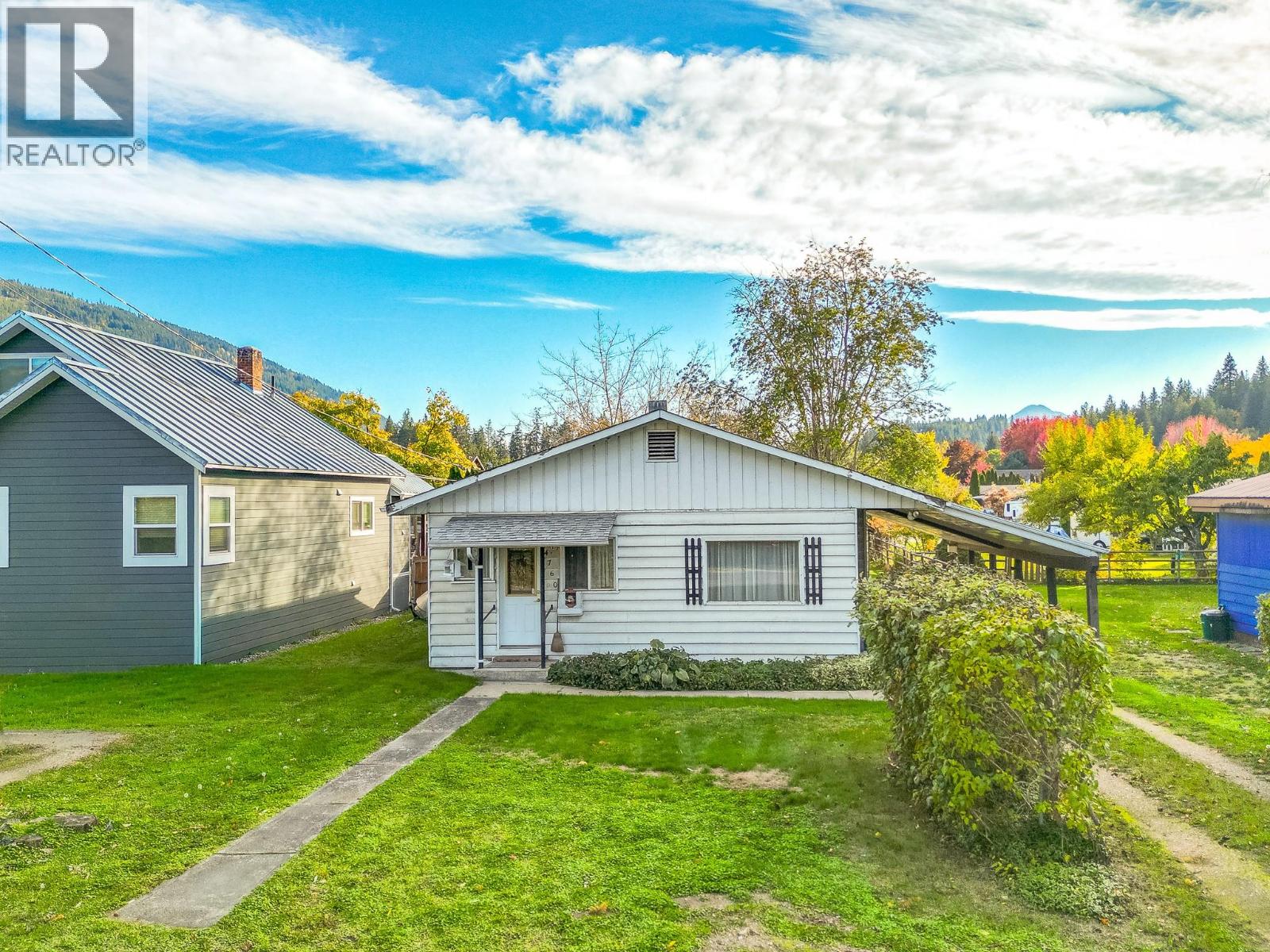 4760 Canoe Beach Drive Drive NE - 3