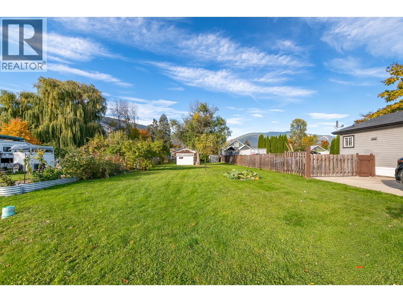 4760 Canoe Beach Drive Drive NE - 18