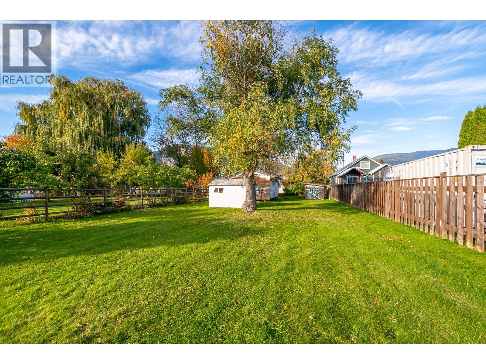 4760 Canoe Beach Drive Drive NE - 19