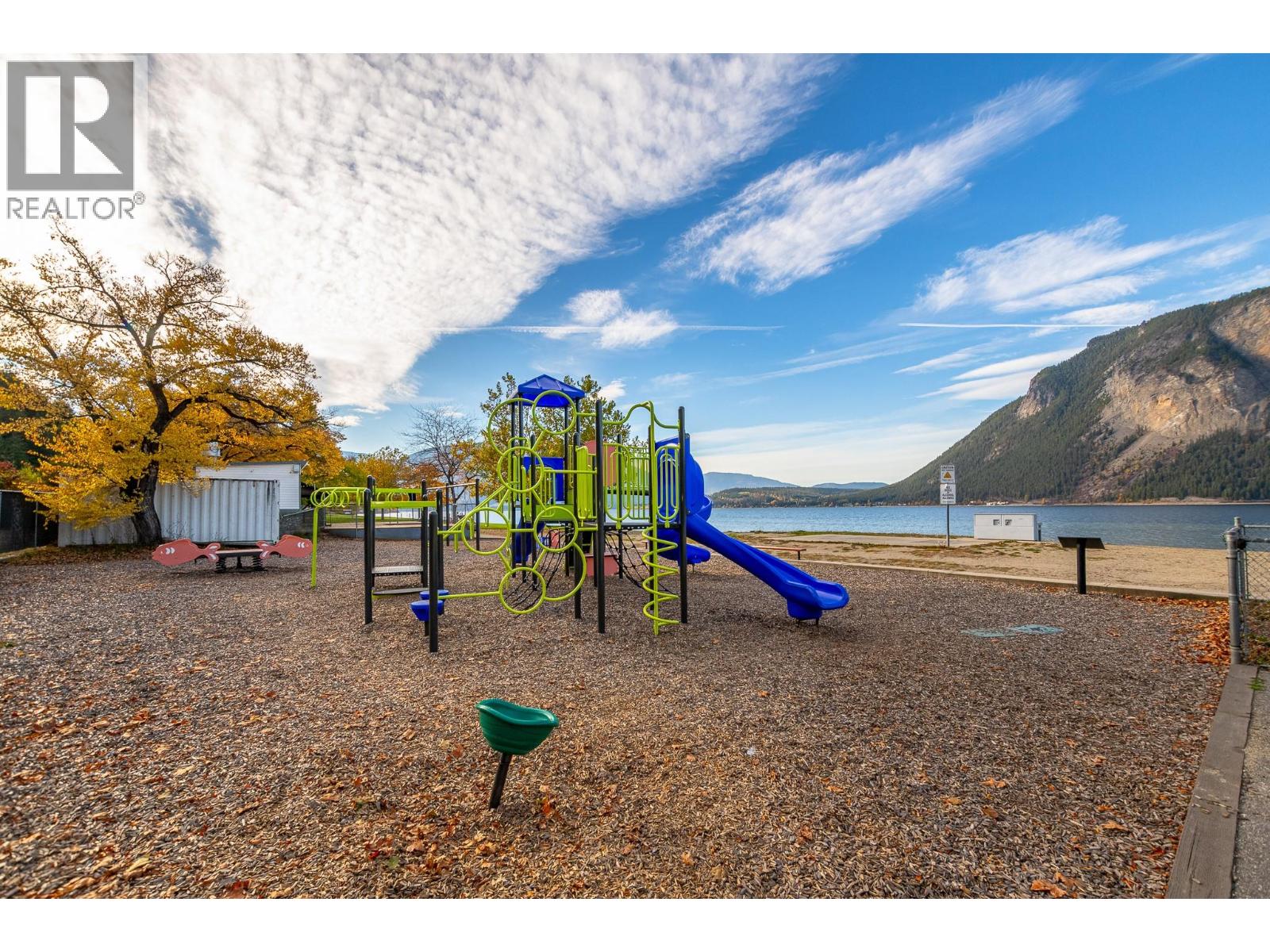 4760 Canoe Beach Drive Drive NE - 47