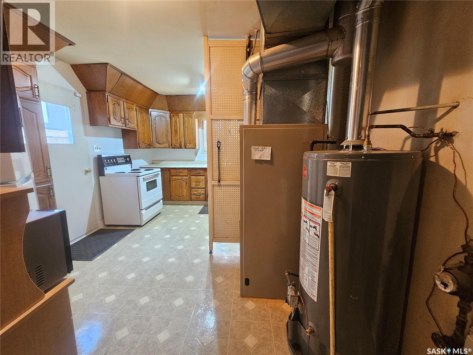 870 11th AVENUE NE, Swift Current — photo 11