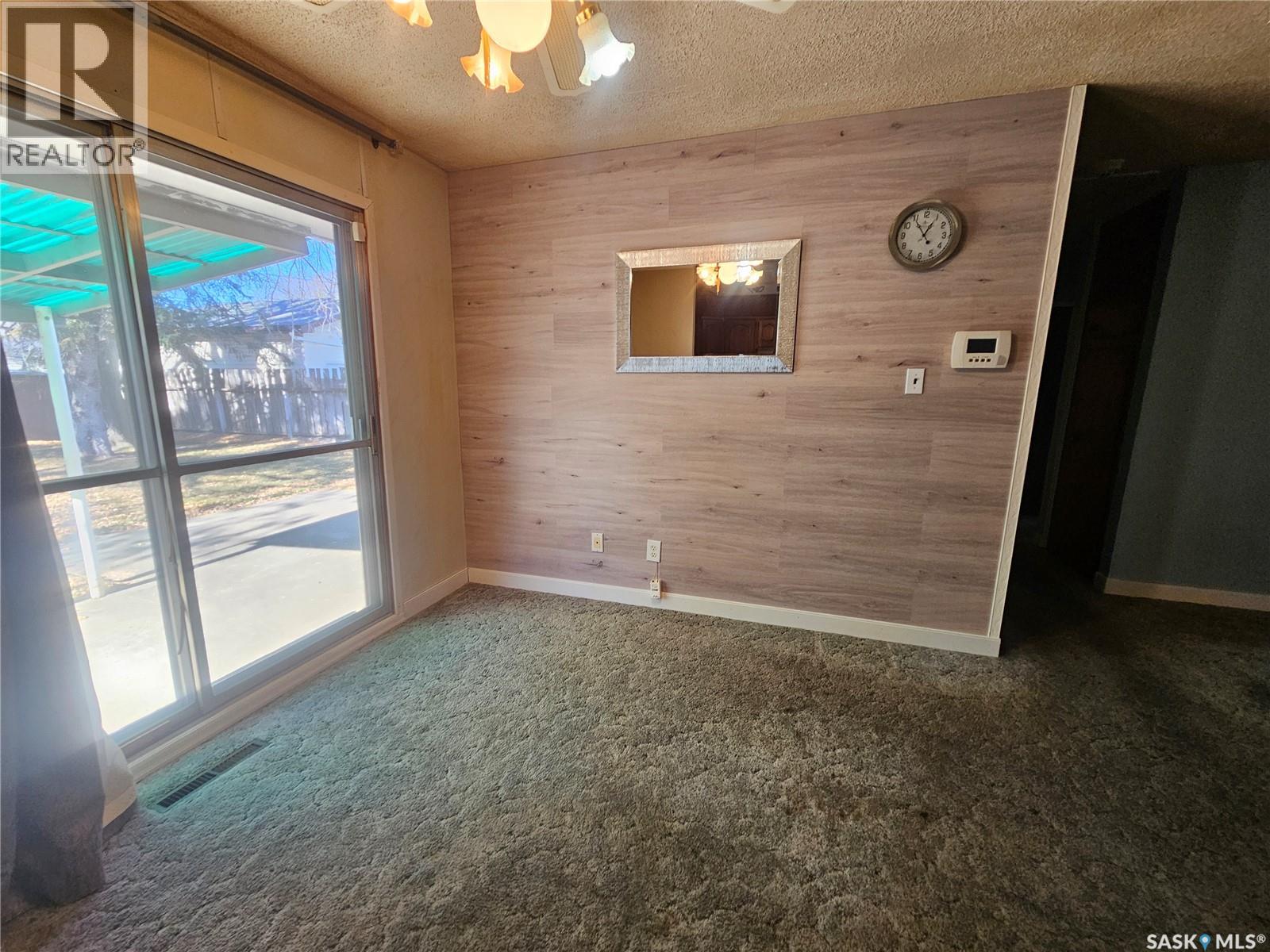 870 11th AVENUE NE, Swift Current — photo 7