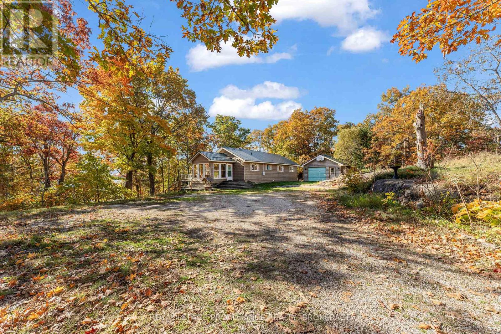 2089 CROW LAKE ROAD, Frontenac (Frontenac Centre) — photo 2