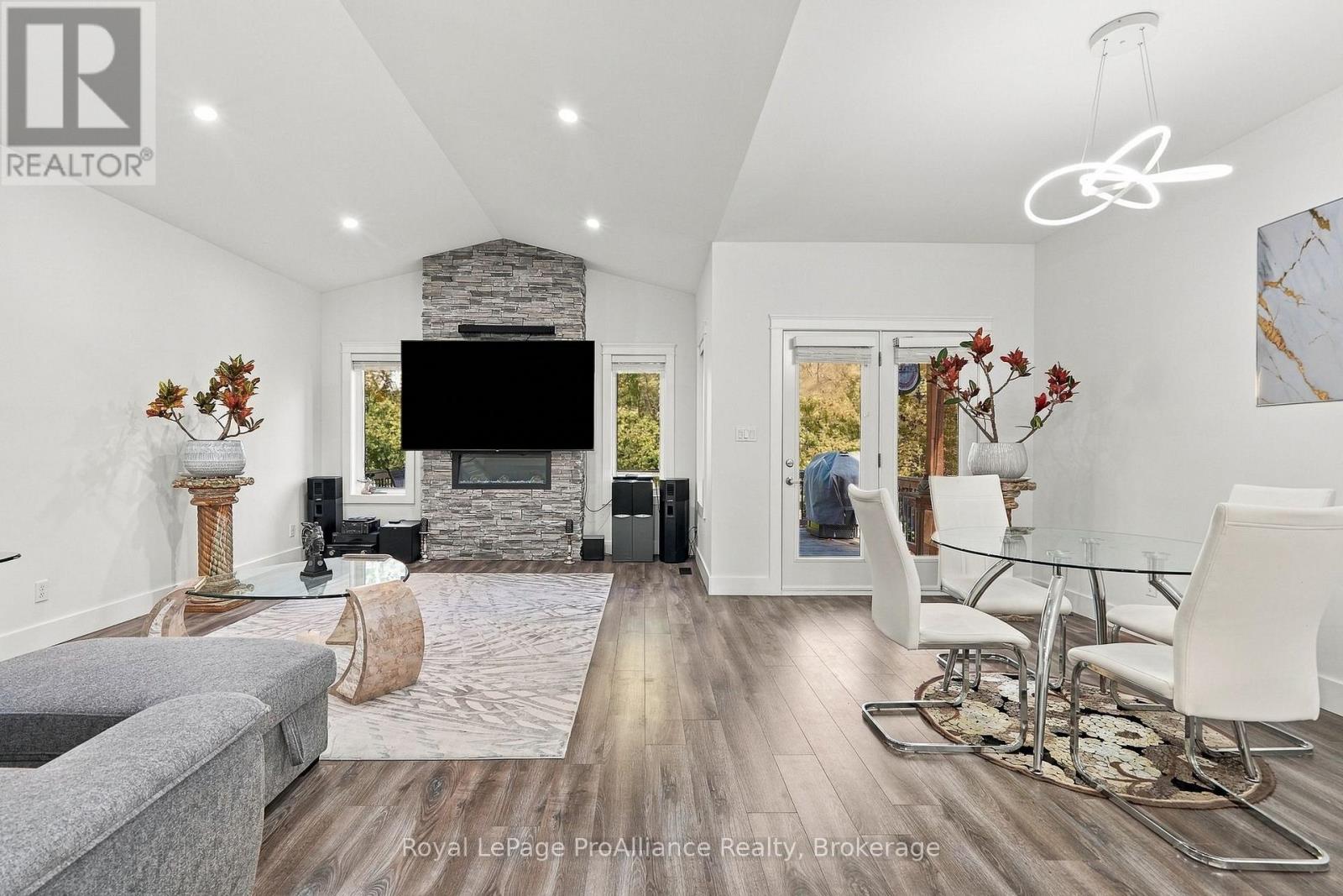 46 Birchmount Street, Quinte West, ON photo 18