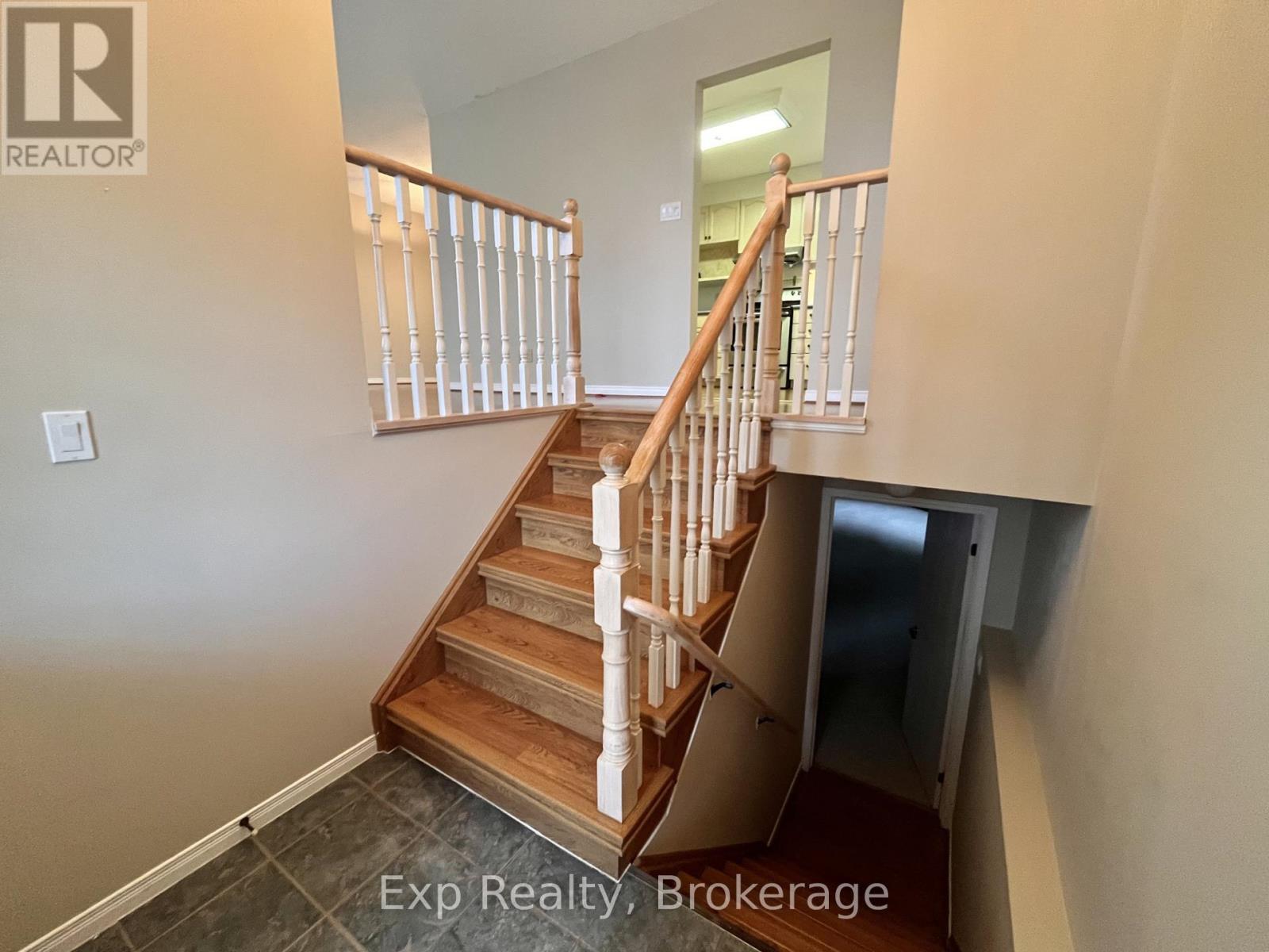 27 LORAINE AVENUE, Quinte West (Trenton Ward) — photo 3