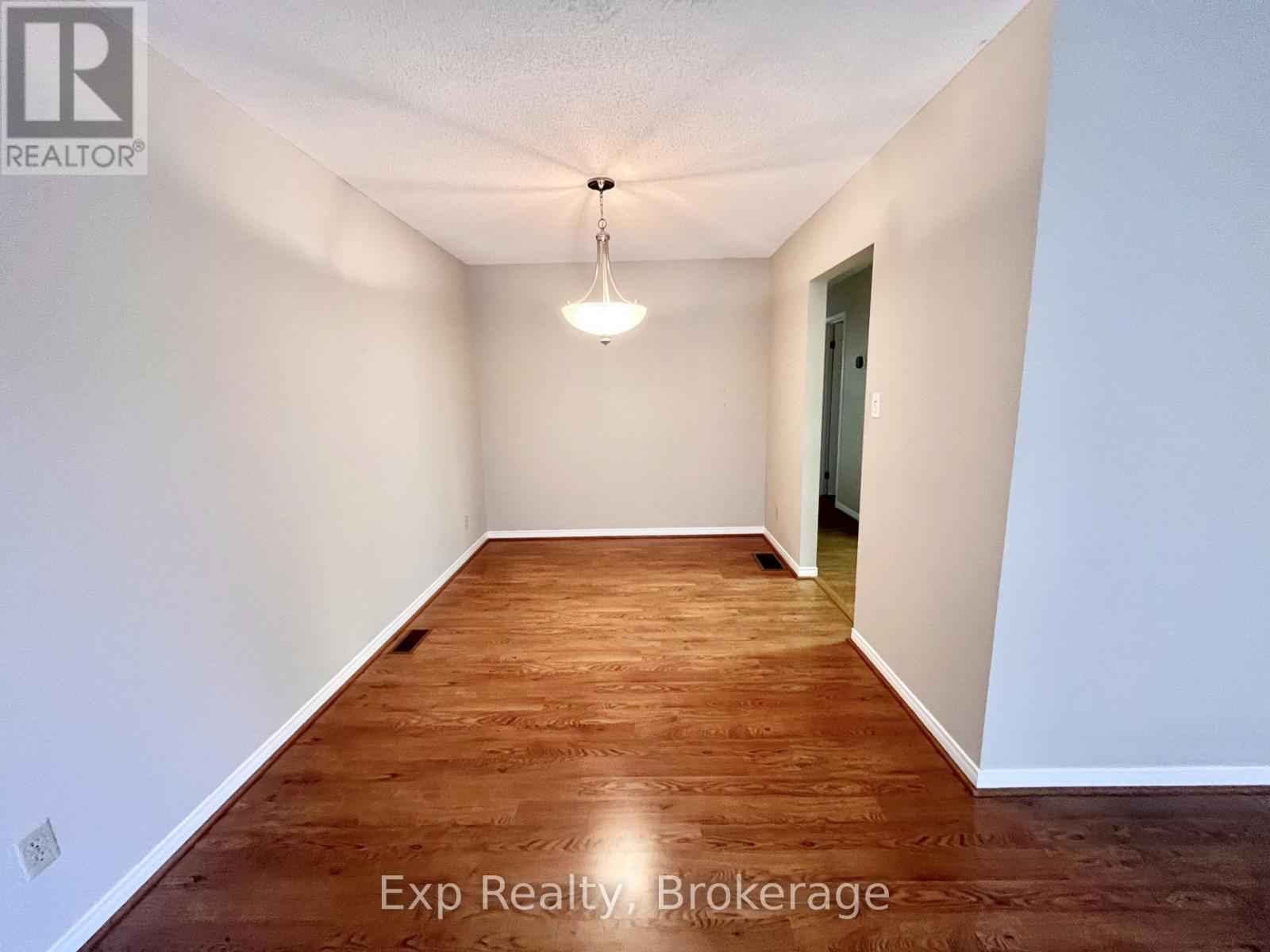 27 LORAINE AVENUE, Quinte West (Trenton Ward) — photo 6