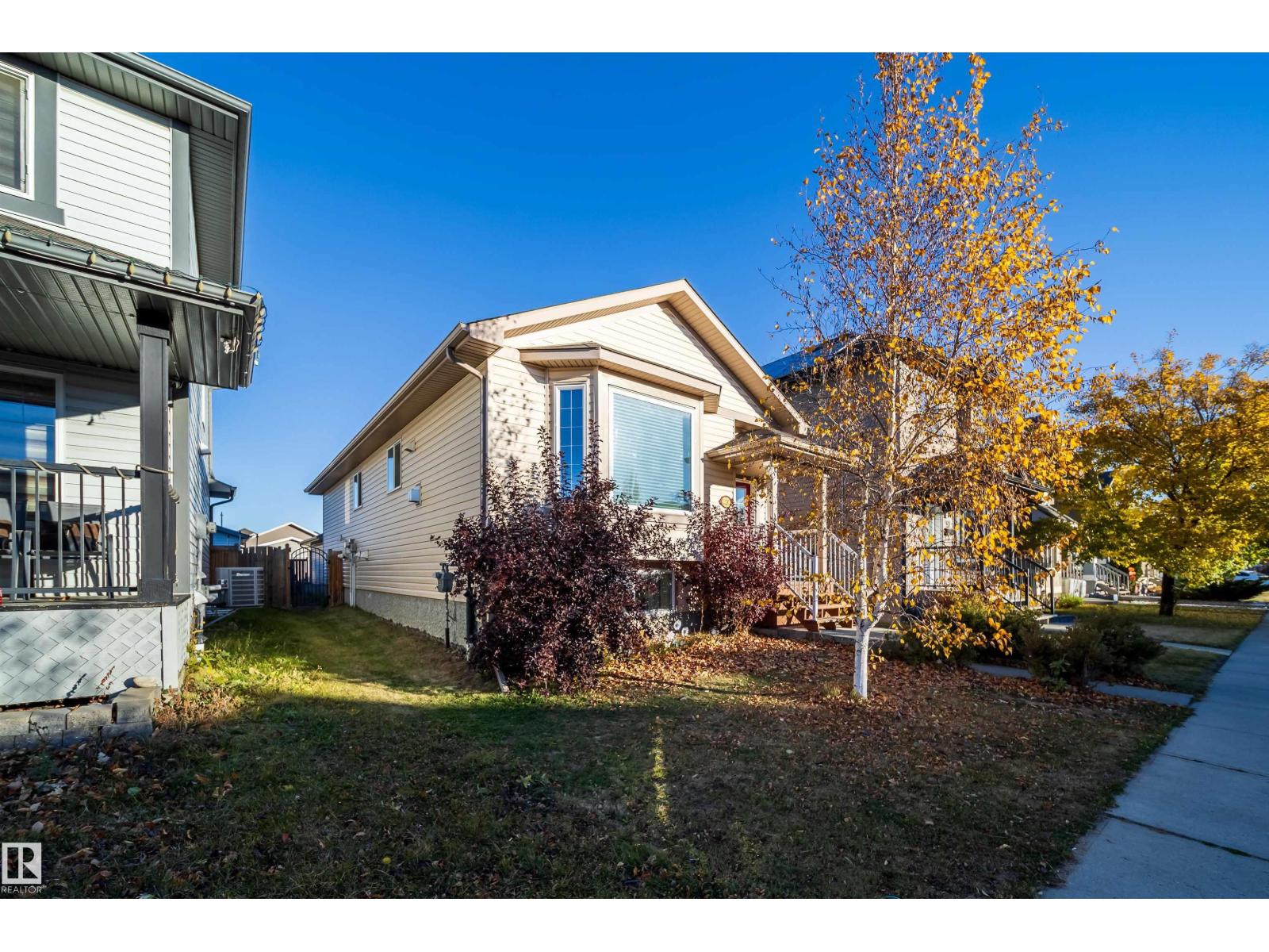 1126 36A AV NW, Edmonton Alberta