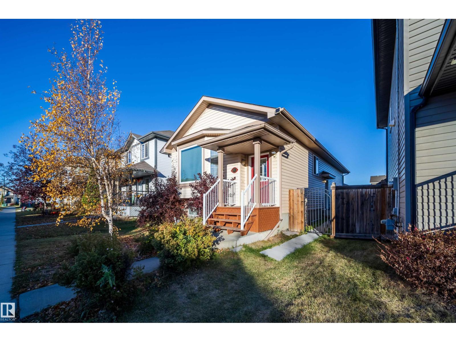 1126 36A AV NW, Edmonton Alberta