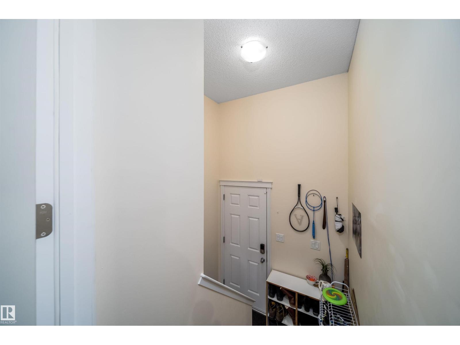 1126 36A AV NW, Edmonton — photo 35