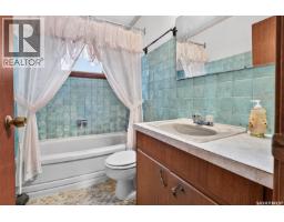842 Grandview Street W, Moose Jaw, SK S6H5L8 Photo 30