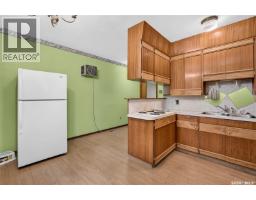 842 Grandview Street W, Moose Jaw, SK S6H5L8 Photo 23