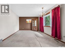 Mud room - 842 Grandview Street W, Moose Jaw, SK S6H5L8 Photo 6