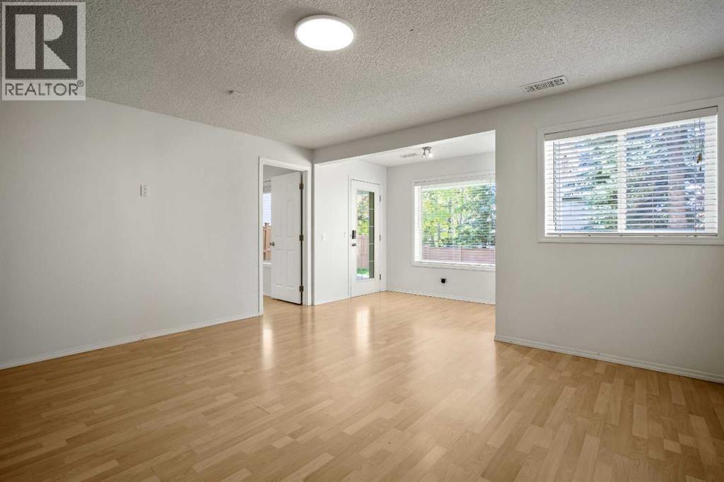 44 Rocky Ridge Close NW photo 34