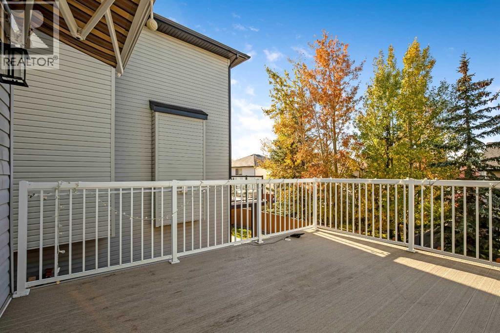 44 Rocky Ridge Close NW photo 14