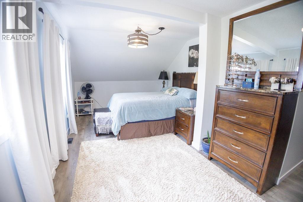 6318 MOOSE POINT DRIVE - 21
