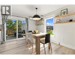 256 Falcon Drive, photo 11