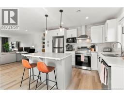 256 Falcon Drive, photo 16