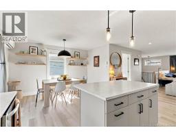 256 Falcon Drive, photo 18