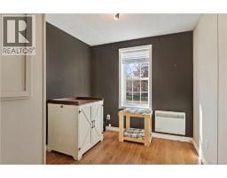12 Pheasant Street, photo 23