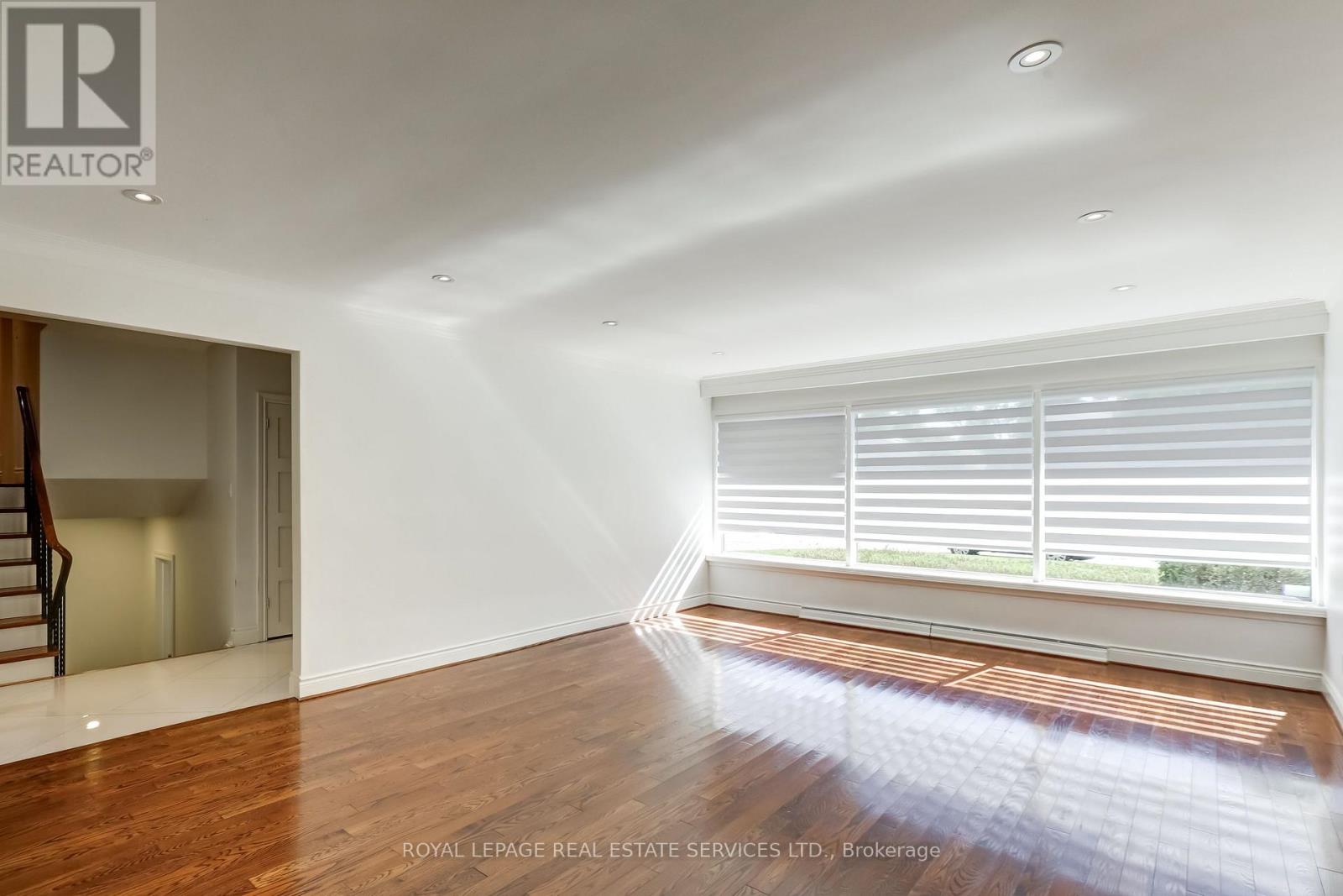 75 RAVENSBOURNE CRESCENT - 8
