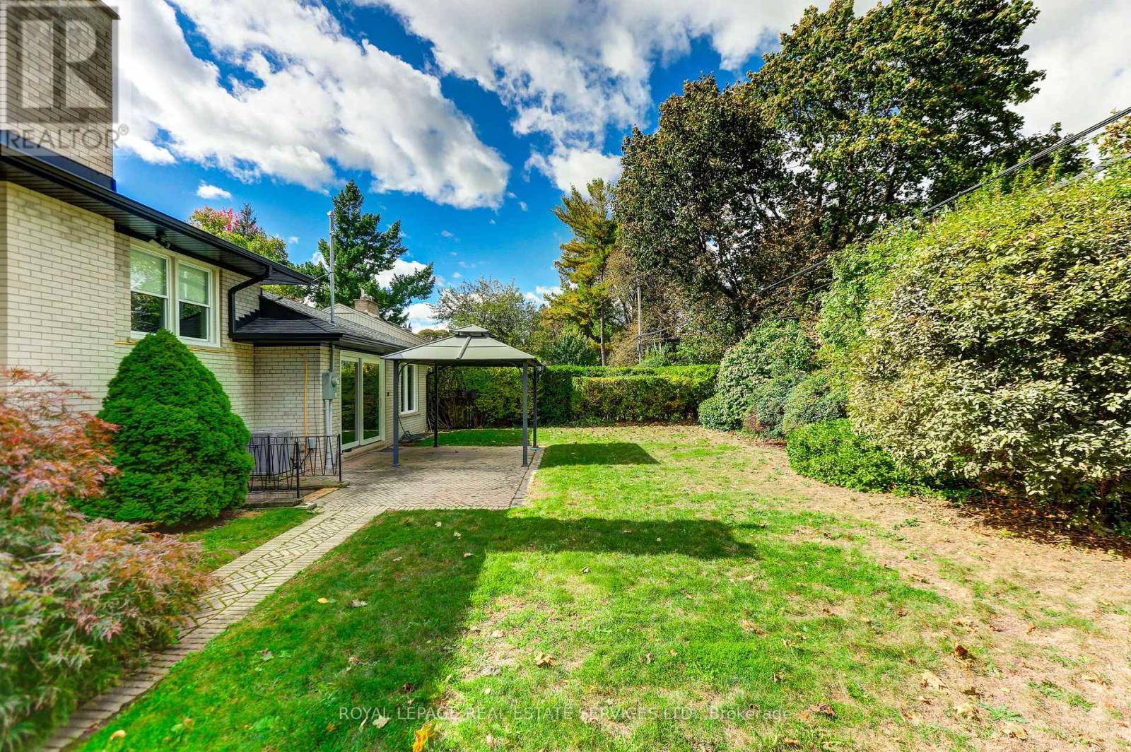 75 RAVENSBOURNE CRESCENT - 44