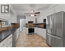 5874 Dalton Avenue, Lasalle, ON N9H1N1 Photo 12