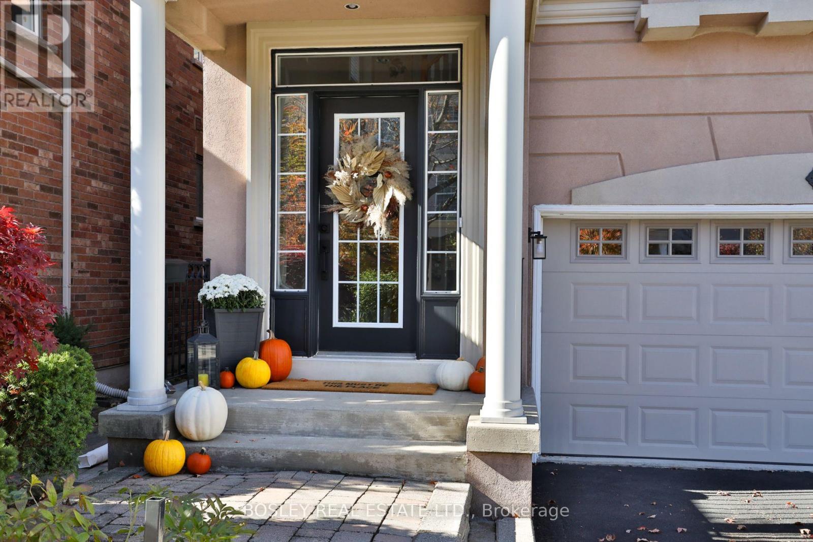 12 A PREAKNESS DRIVE, Toronto (Banbury-Don Mills) — photo 2