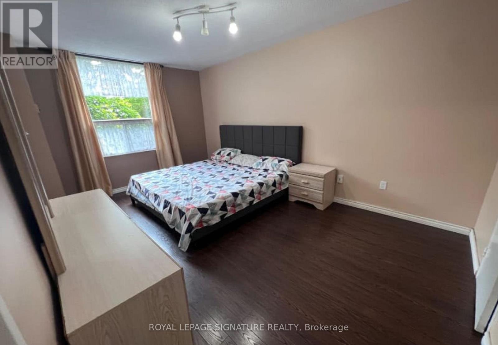 105- 5 Shady Golfway, Toronto, ON photo 16