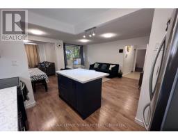 105 - 5 Shady Golfway, Toronto, ON M3C3A5 Photo 7