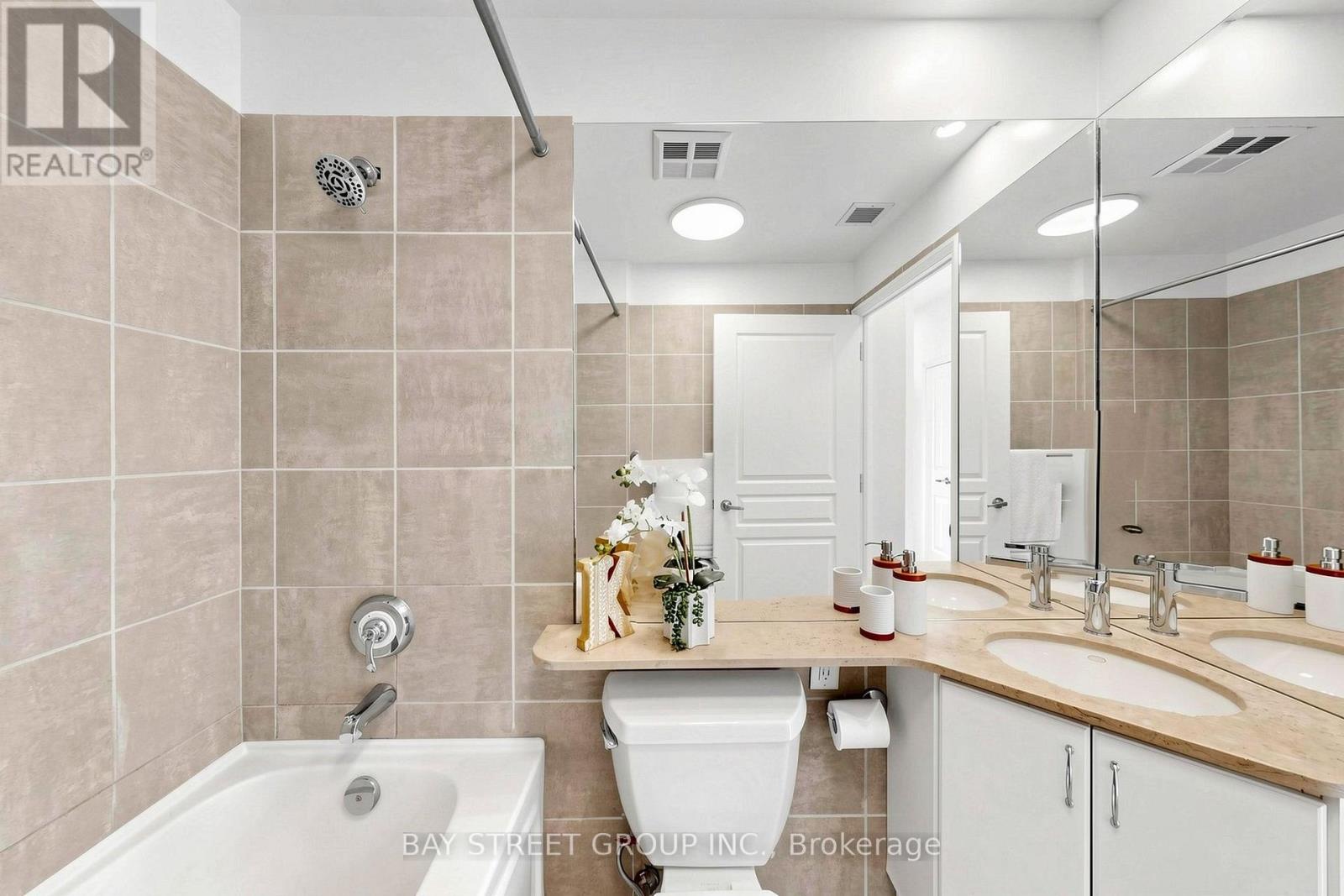 1708- 1121 Bay Street, Toronto, ON photo 28