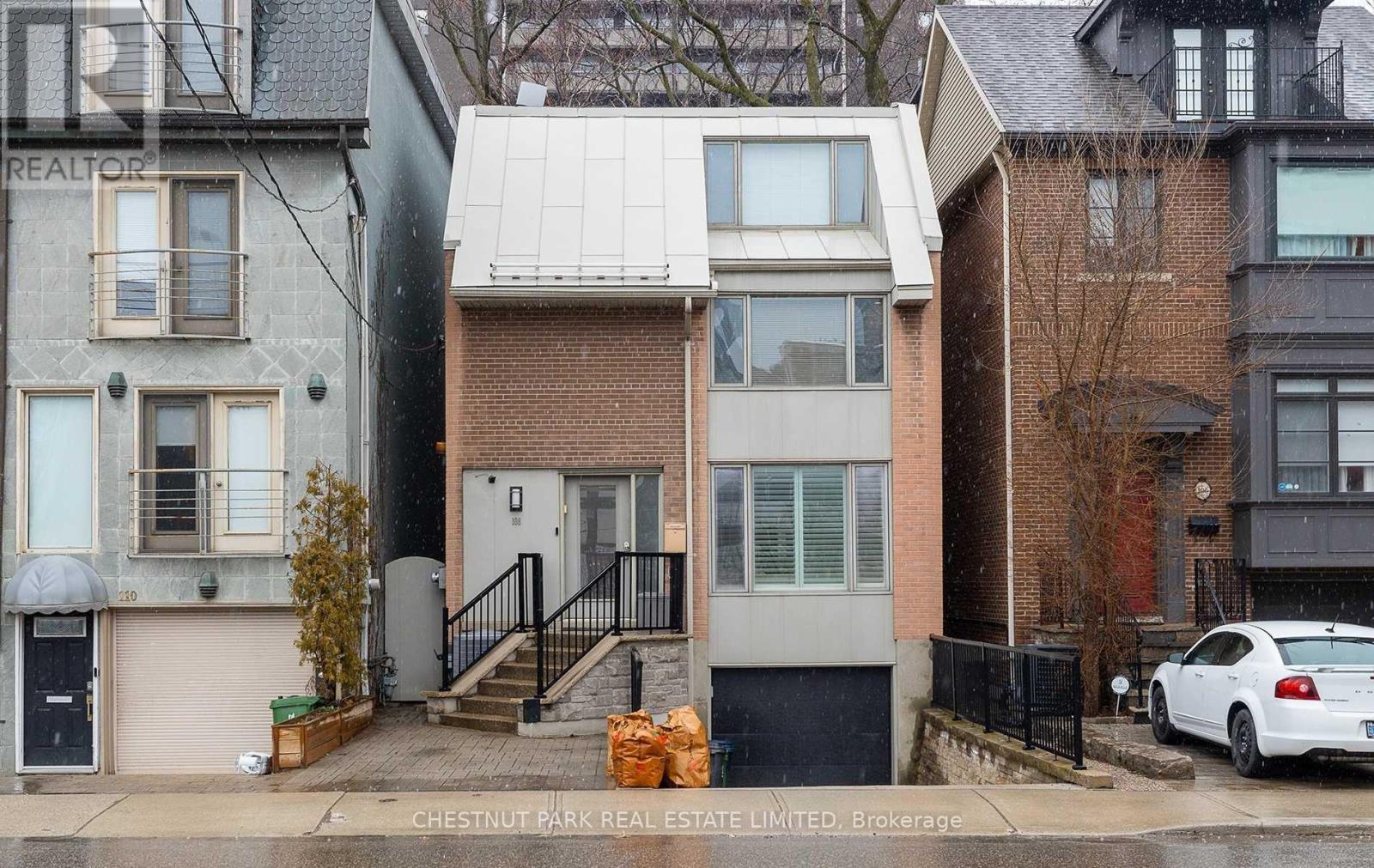 108 BELMONT STREET, Toronto (Annex)