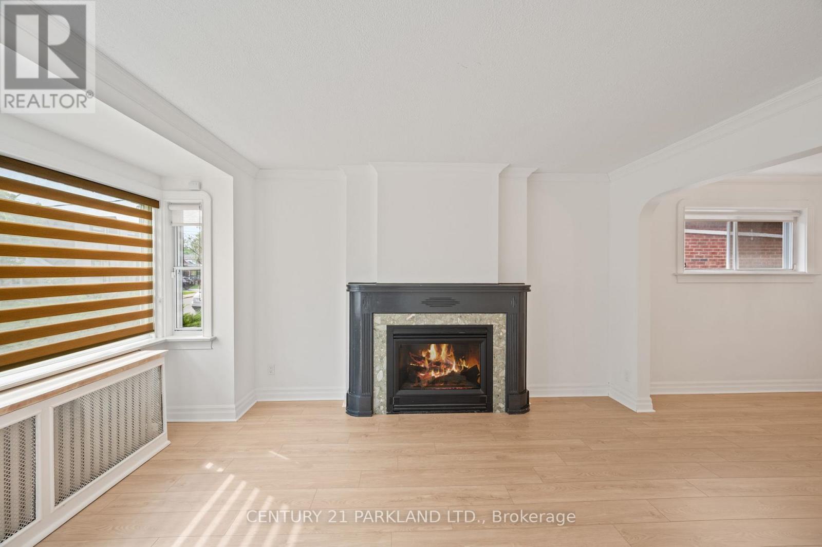 6 ROBLIN AVENUE, Toronto (East York) — photo 5